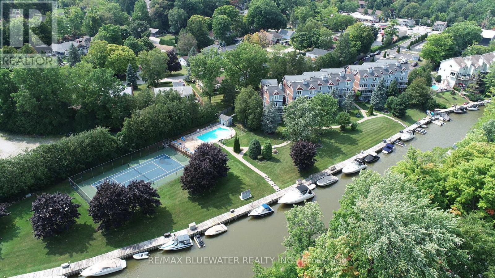 7 - 48 Ontario Street S, Lambton Shores, Ontario  N0M 1T0 - Photo 3 - X13745842