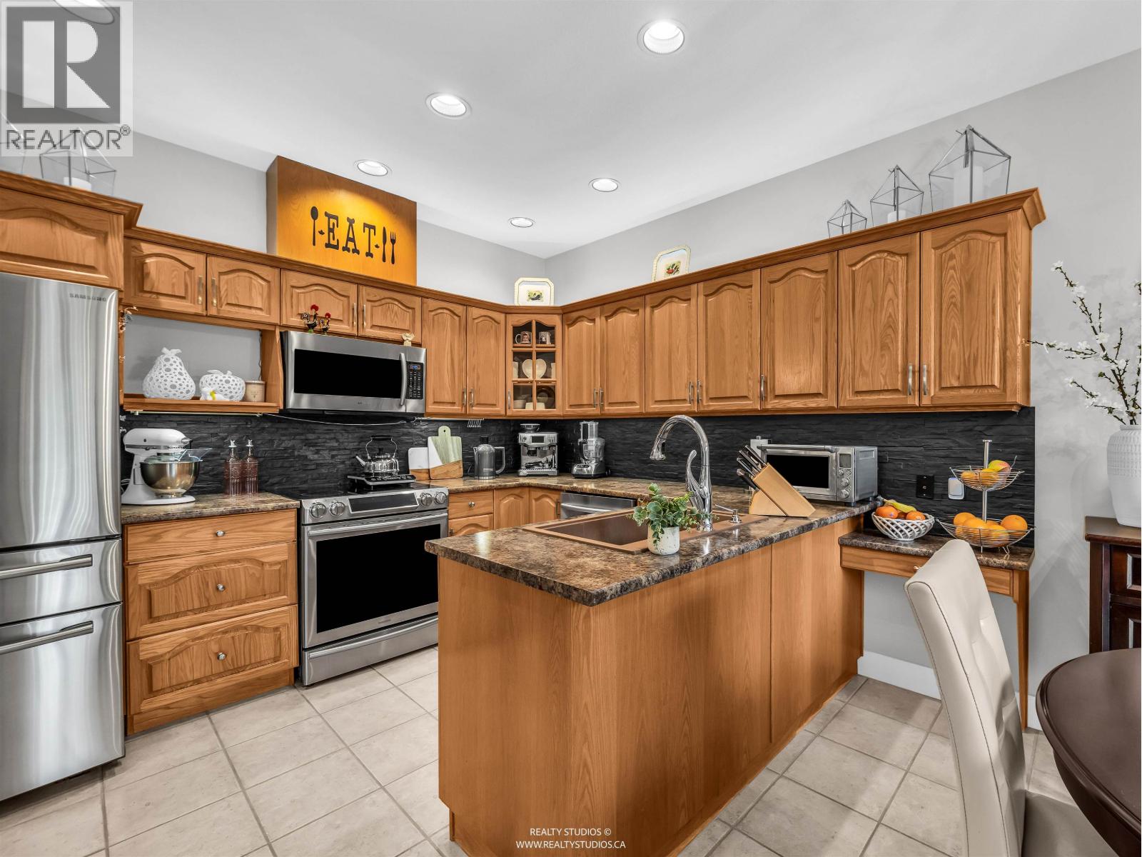 35 11358 Cottonwood Drive, Maple Ridge, British Columbia  V2X 5V5 - Photo 12 - R3133567