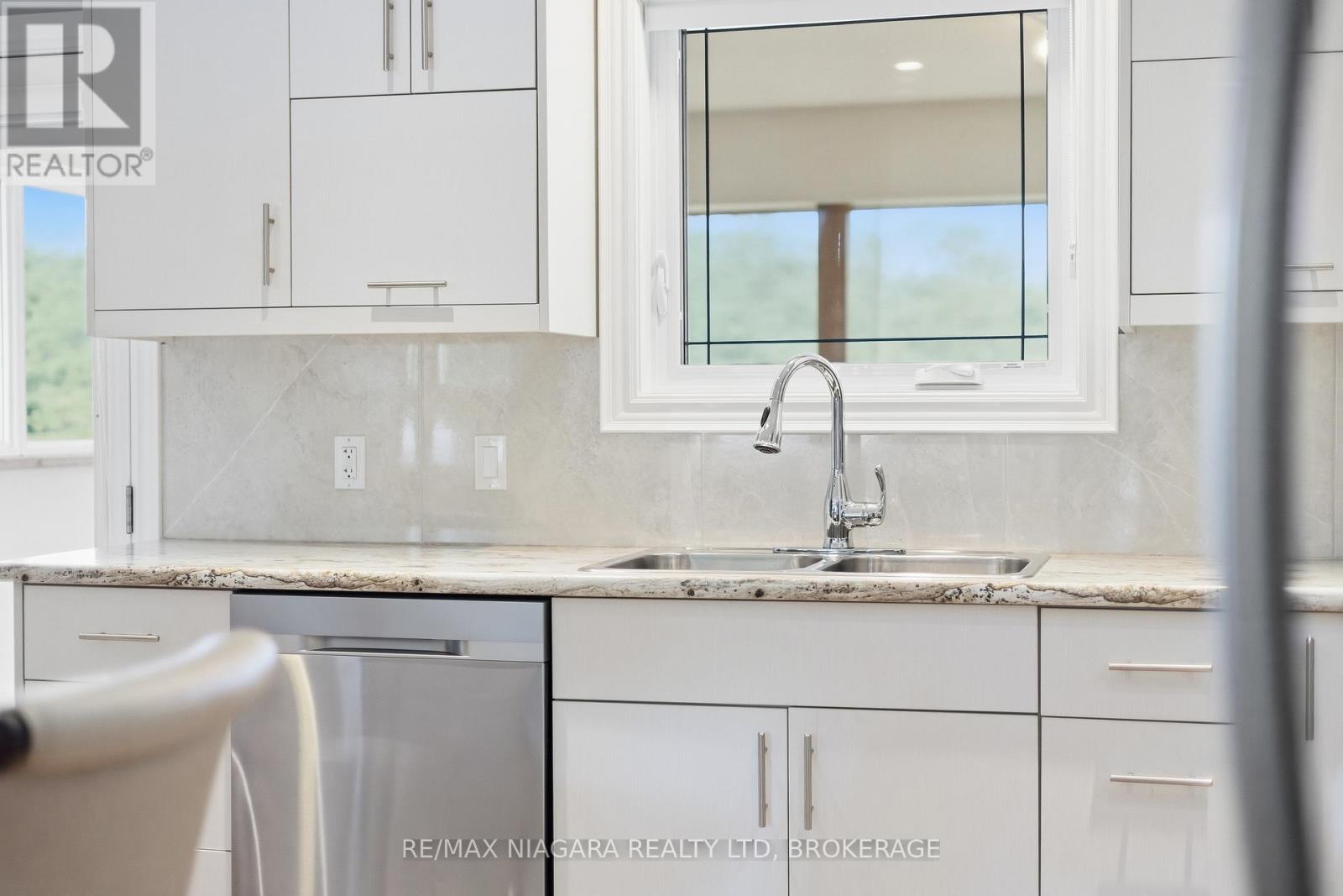 2876 3 Highway E, Port Colborne, Ontario  L3K 5V3 - Photo 15 - X13745830