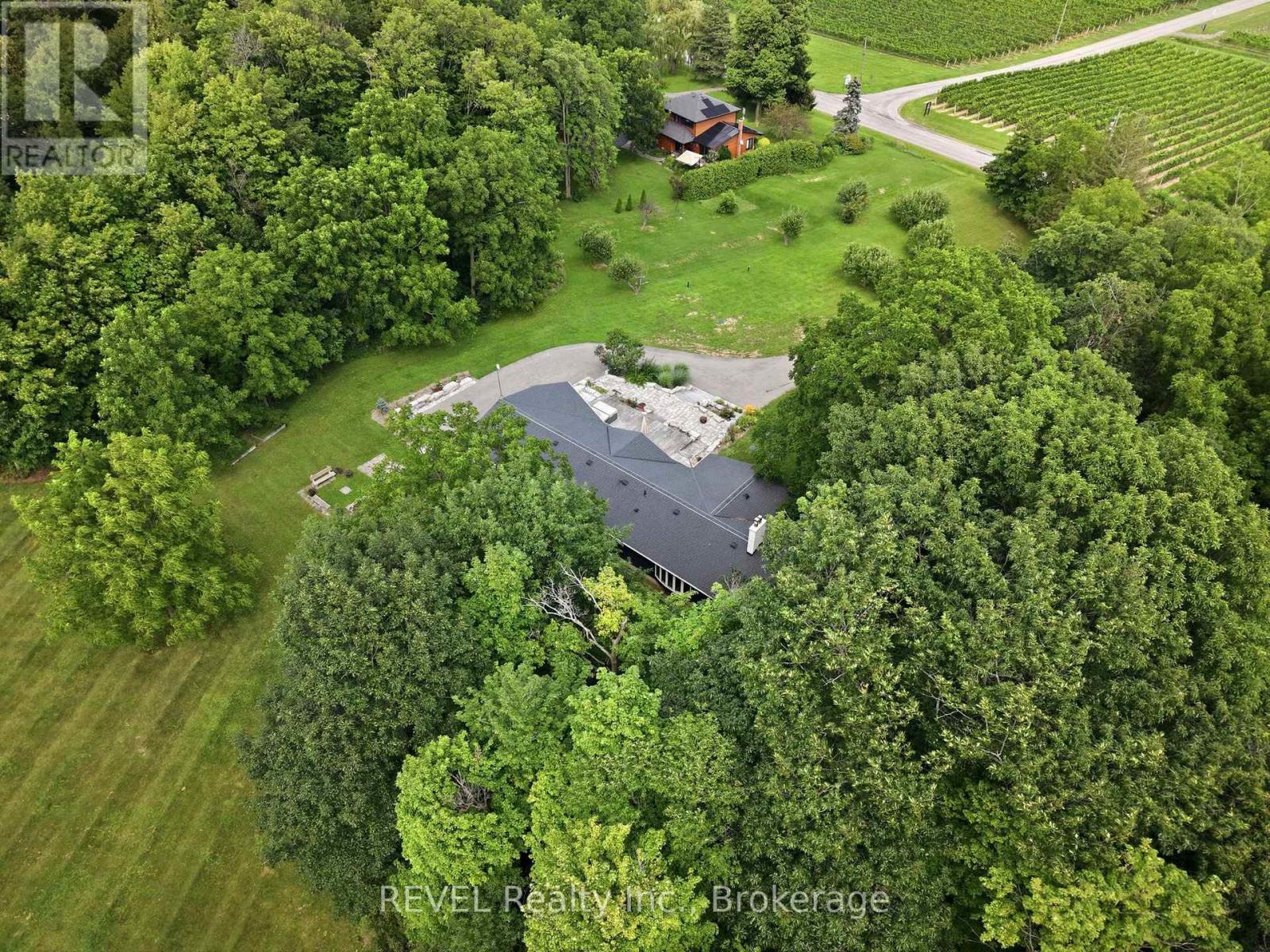 4030 Mountainview Road, Lincoln, Ontario  L3J 2C8 - Photo 28 - X13745904
