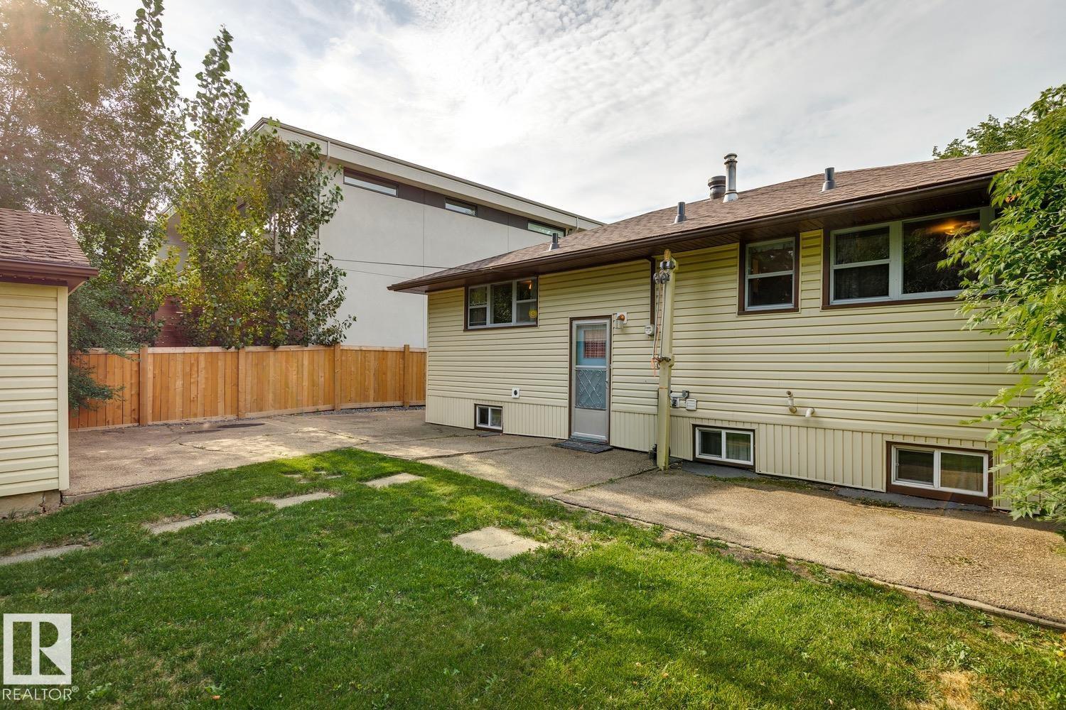 14362 Park Dr Nw, Edmonton, Alberta  T5R 5V2 - Photo 7 - E4505544