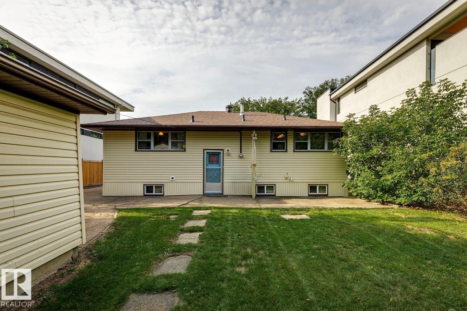 14362 Park Dr Nw, Edmonton, Alberta  T5R 5V2 - Photo 8 - E4505544