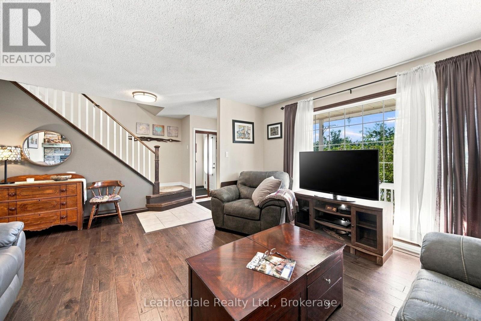 354 Arthur Street, Orillia, Ontario  L3V 3M8 - Photo 6 - S13745886