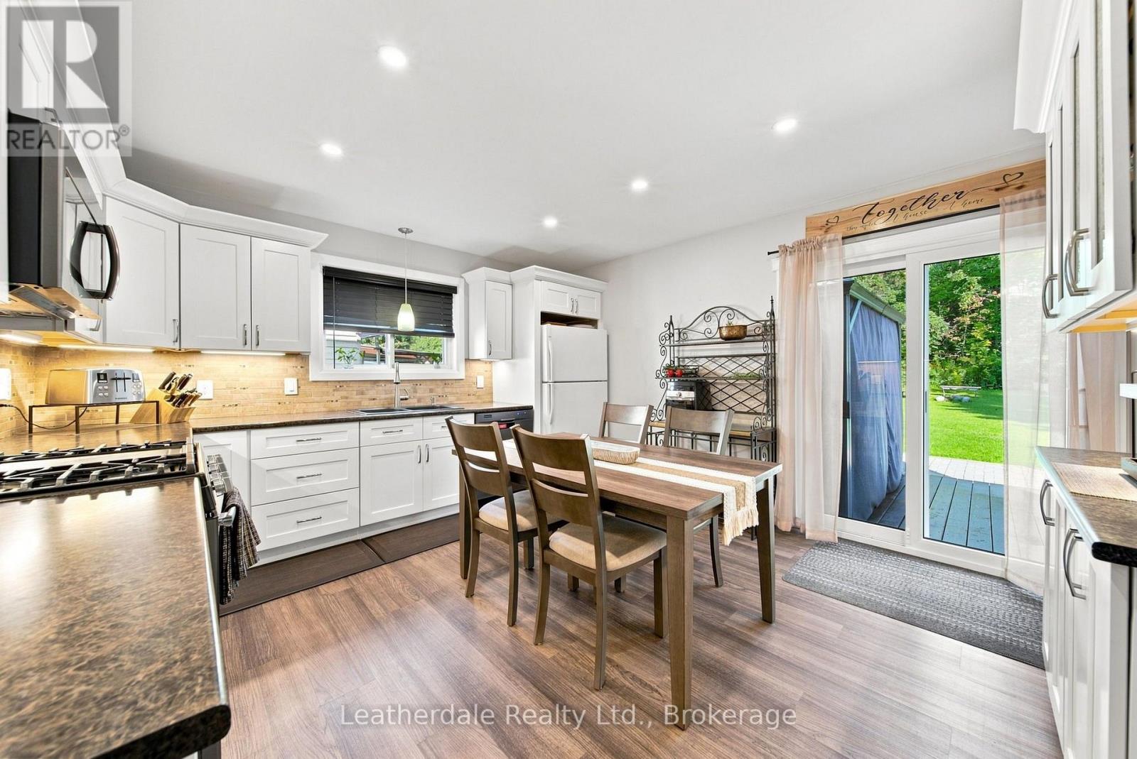 354 Arthur Street, Orillia, Ontario  L3V 3M8 - Photo 8 - S13745886