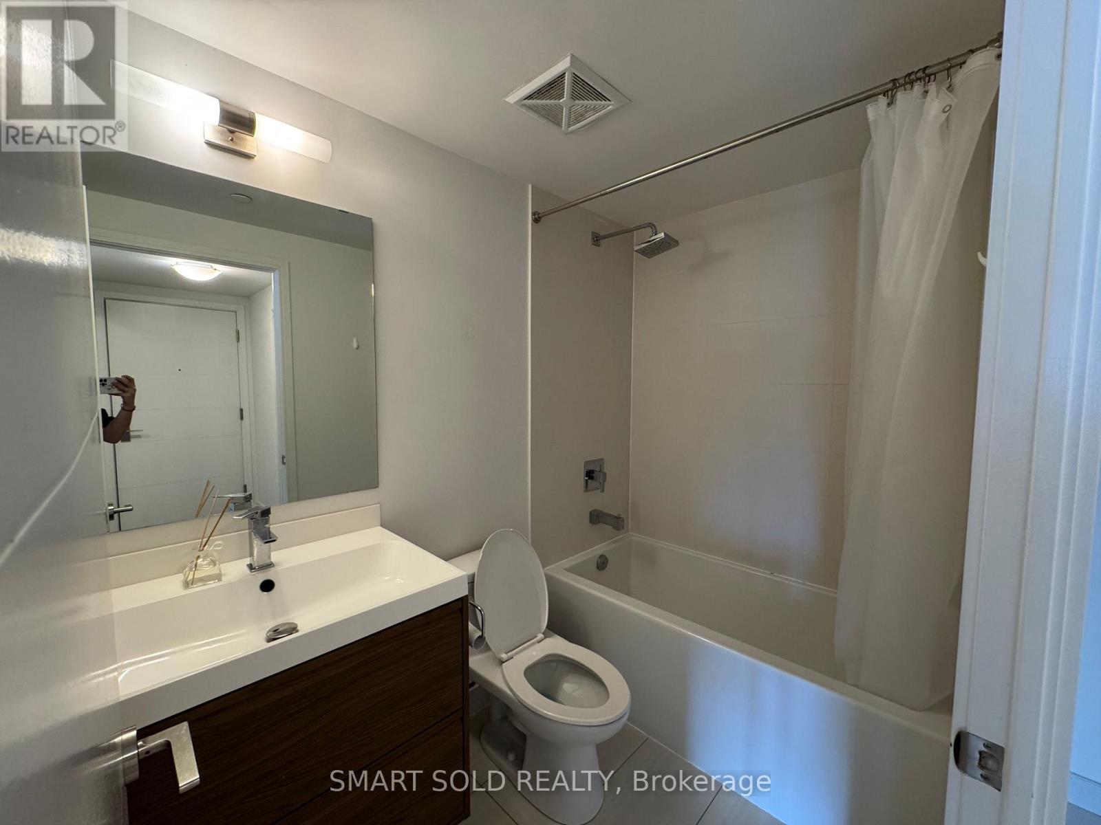 1605 - 50 Wellesley Street E, Toronto, Ontario  M4Y 1G2 - Photo 13 - C13745708