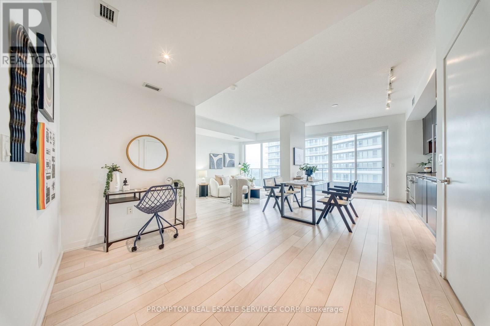 2807 - 117 Mcmahon Drive, Toronto, Ontario  M2K 0E4 - Photo 2 - C13745878