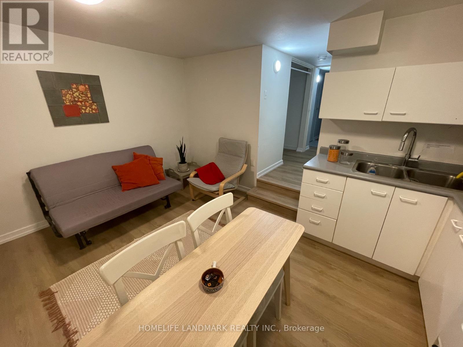 Basement - 21 Palmerston Gardens, Toronto, Ontario  M6G 1V8 - Photo 11 - C13745980