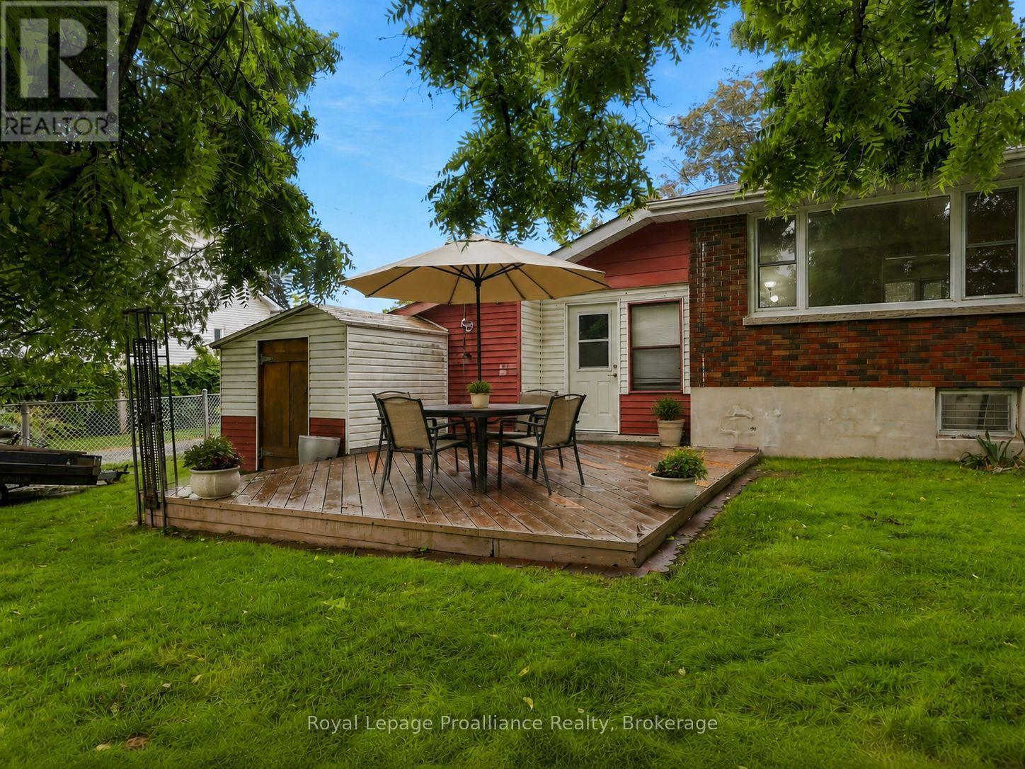 15 Elvins Gardens, Belleville, Ontario  K8P 2T2 - Photo 27 - X13745758