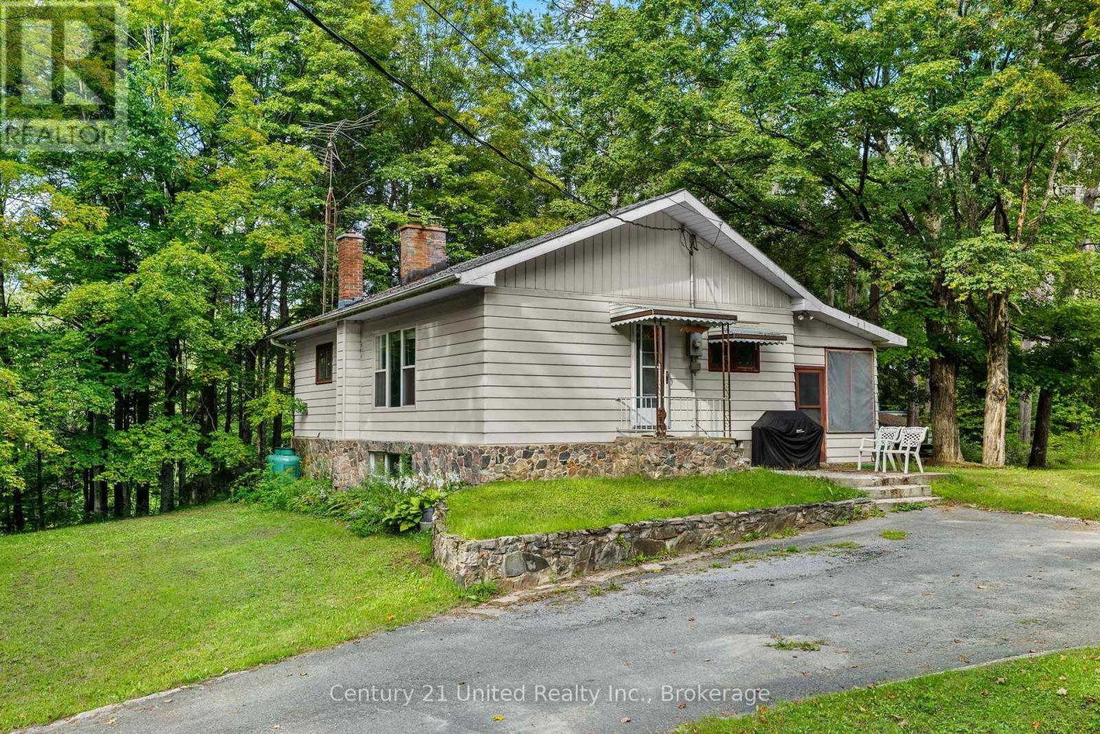 49 MCFADDEN ROAD, North Kawartha, Ontario