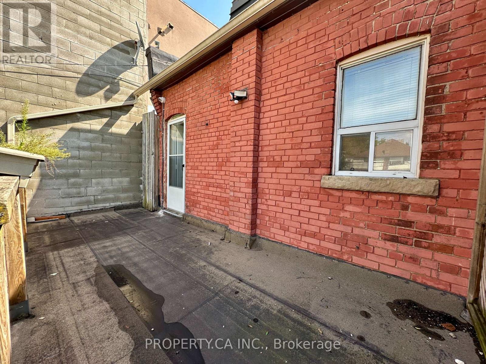 A - 1854 Danforth Avenue, Toronto, Ontario  M4C 1J4 - Photo 22 - E13745866
