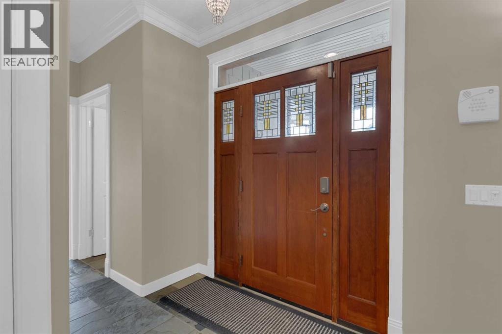 8 Bridle Estates Manor SW, Calgary, Alberta  T2Y 4H4 - Photo 2 - A2319637