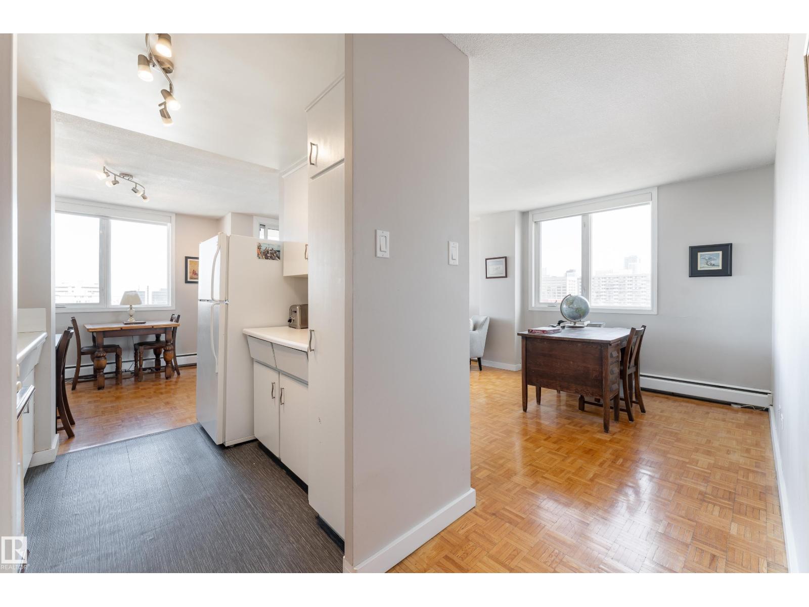 #1006 9816 112 St NW, Edmonton, Alberta  T5K 1L5 - Photo 4 - E4507105