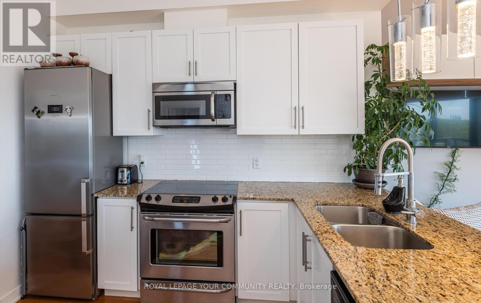 704 - 10376 Yonge Street, Richmond Hill, Ontario  L4C 3B8 - Photo 7 - N13745706