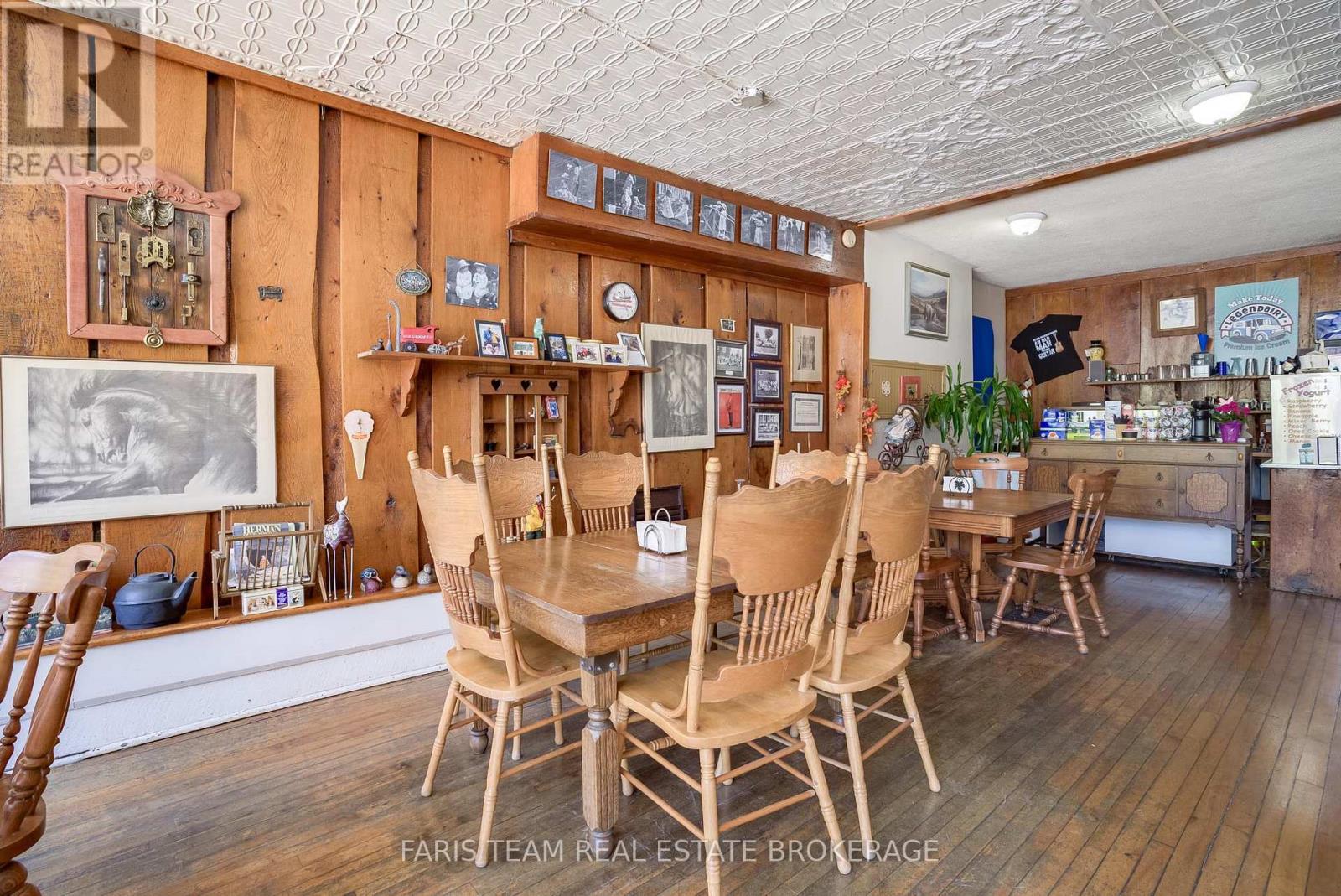 236 Barrie Street, Essa, Ontario  L0L 2N0 - Photo 7 - N13745748
