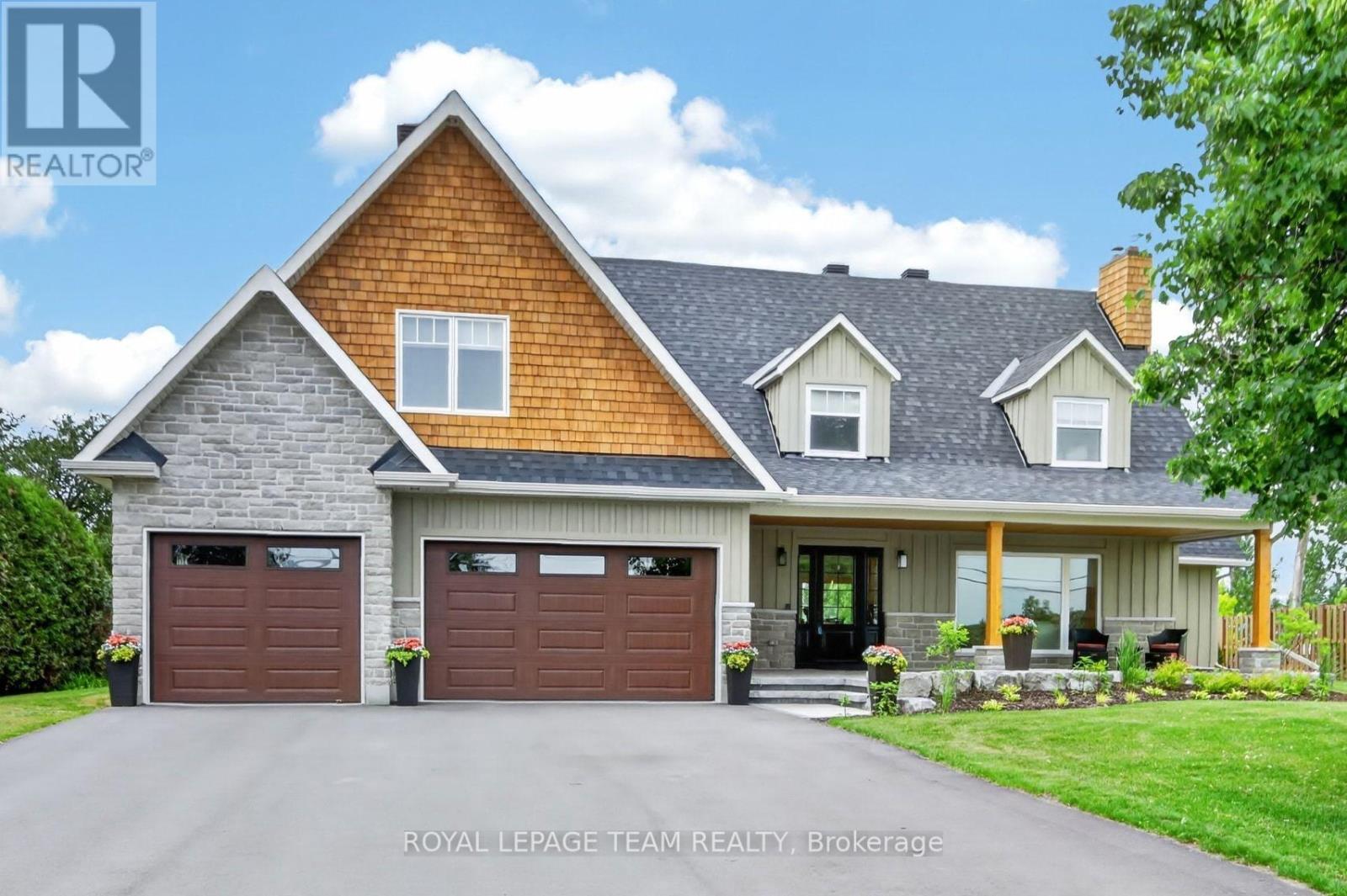 Manotick East to Manotick Station House for sale: 4 bedroom 1,500 sq.ft. (Listed 2026-09-04)