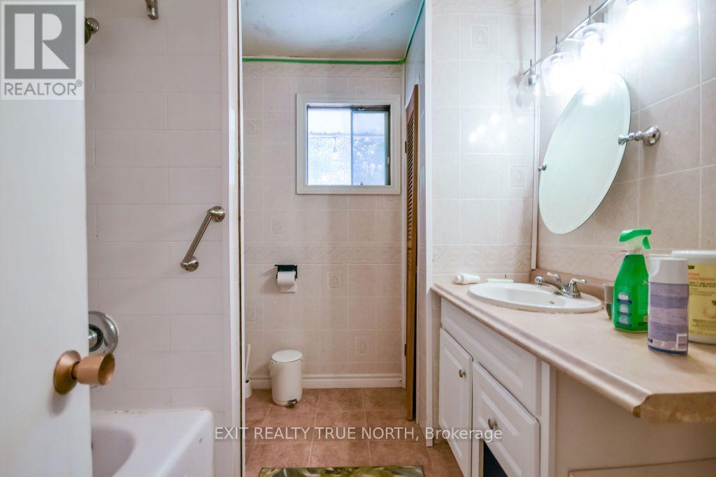 130 Sydenham Street, Essa, Ontario L0M 1B0 - Photo 13 - N13745946