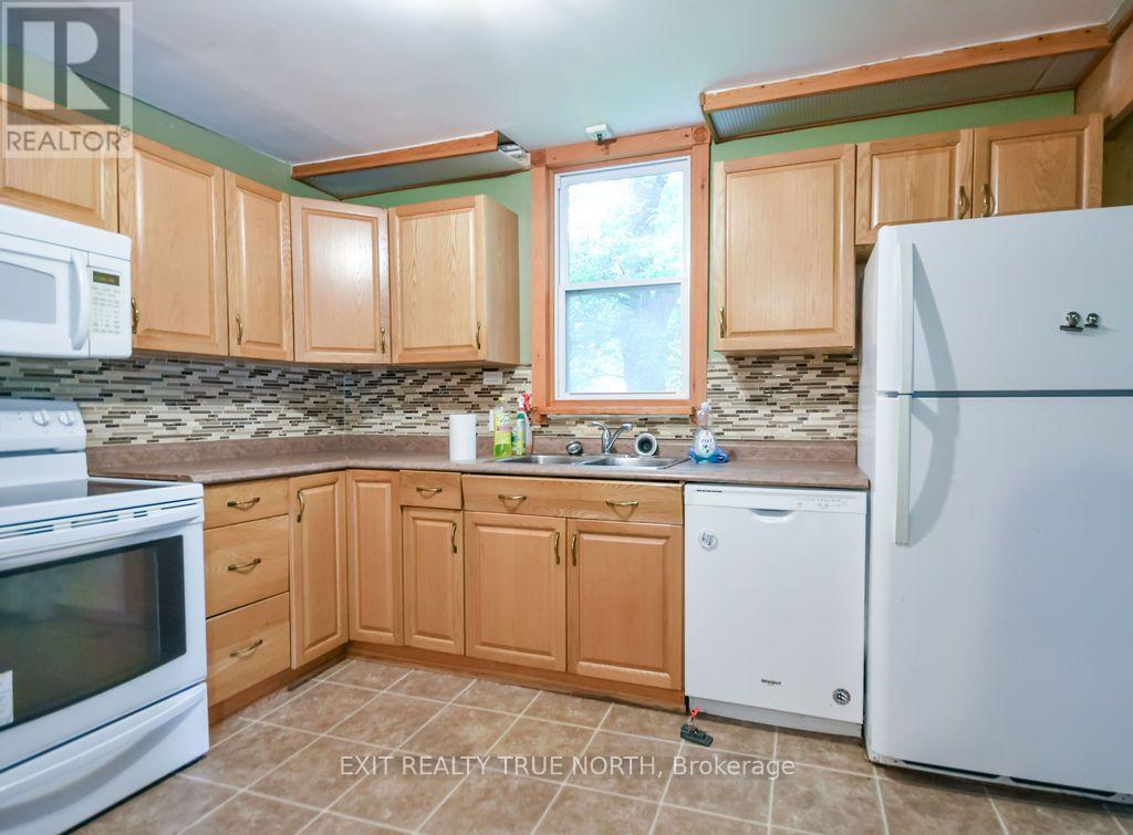 130 Sydenham Street, Essa, Ontario L0M 1B0 - Photo 5 - N13745946