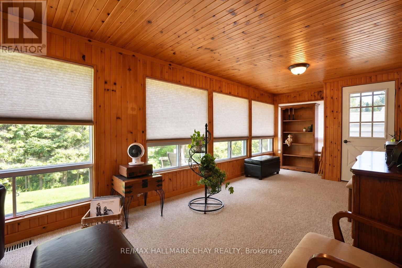 45 Tamarack Drive, Oro-Medonte, Ontario  L0L 1T0 - Photo 7 - S13745848