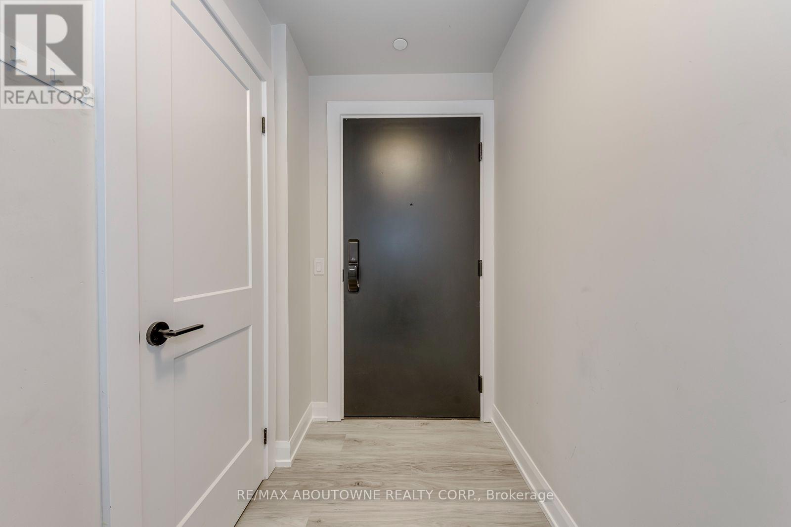 314 - 3220 William Coltson Avenue, Oakville, Ontario  L6H 7X9 - Photo 7 - W13745692