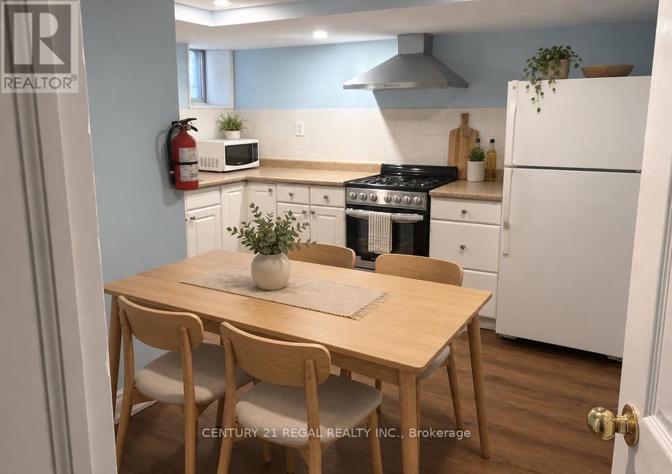2640 Lake Shore Boulevard W, Toronto, Ontario  M8V 1G4 - Photo 4 - W13745752
