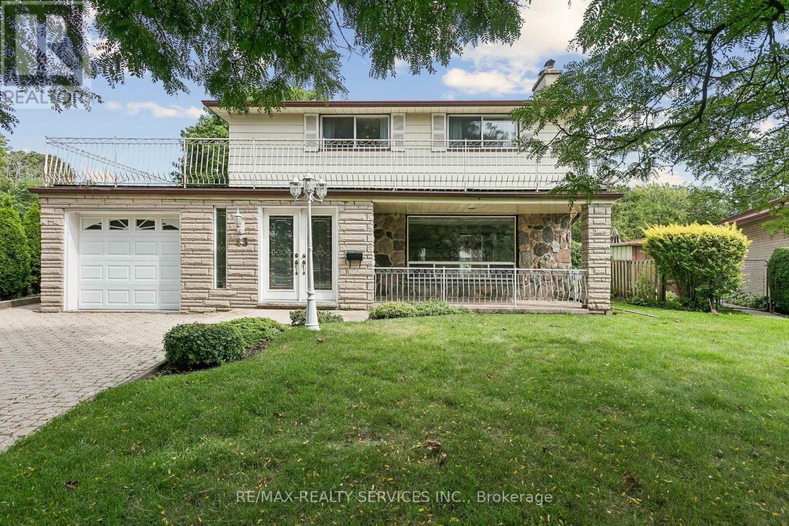 43 ALLENDALE ROAD, Brampton, Ontario