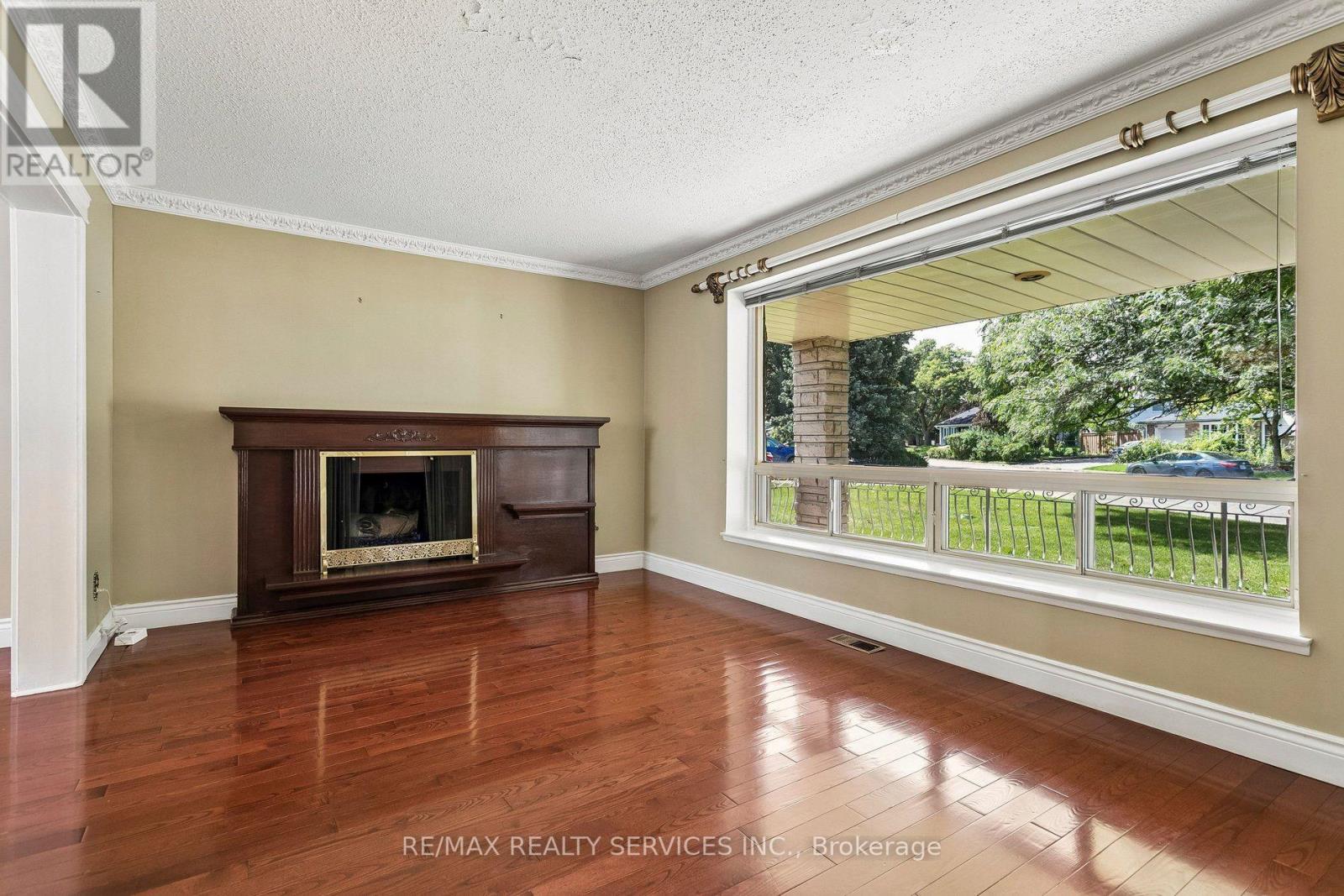43 Allendale Road, Brampton, Ontario  L6W 2Y7 - Photo 9 - W13745788