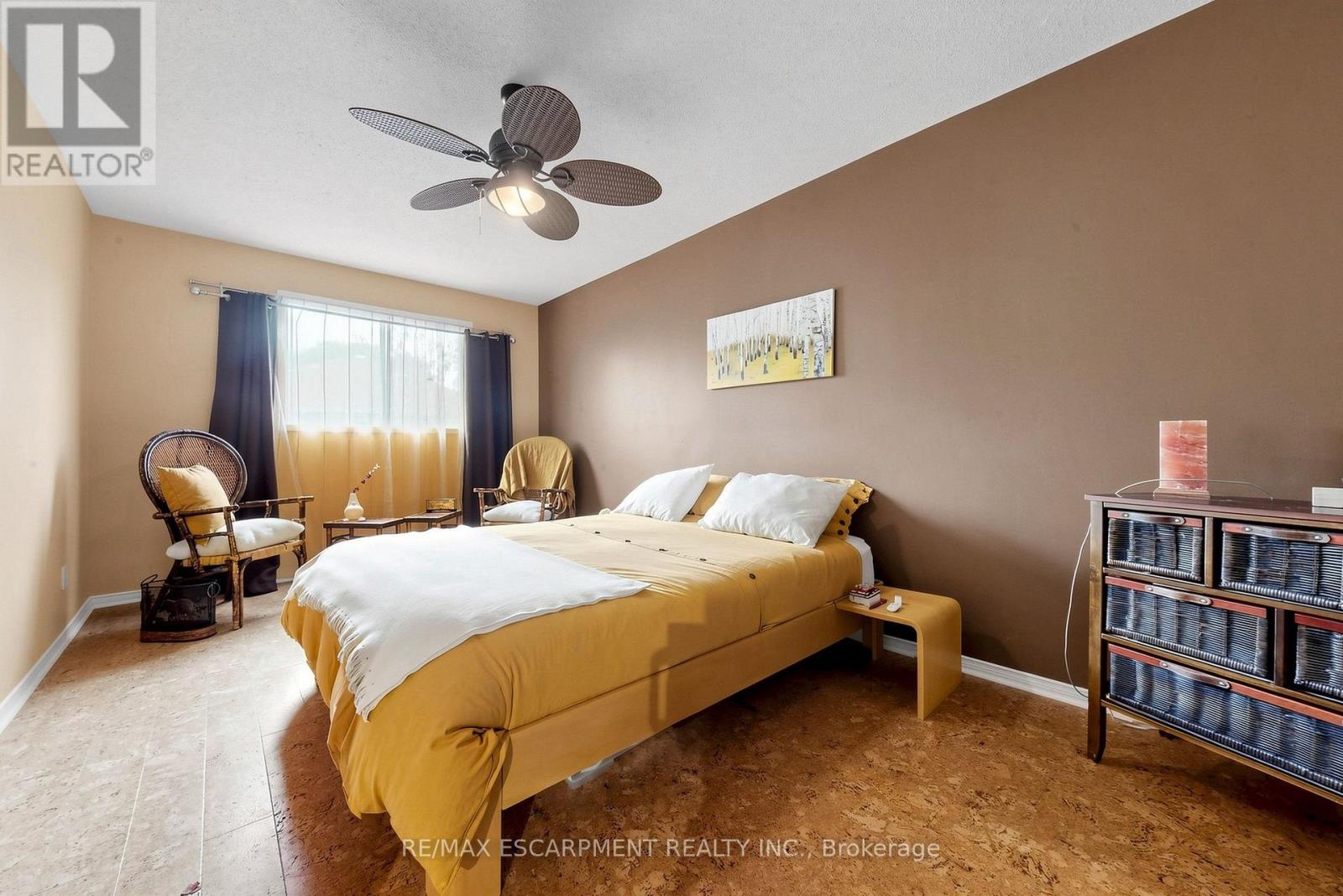 1380 Hazel Mccleary Drive, Oakville, Ontario  L6J 7B1 - Photo 17 - W13745802
