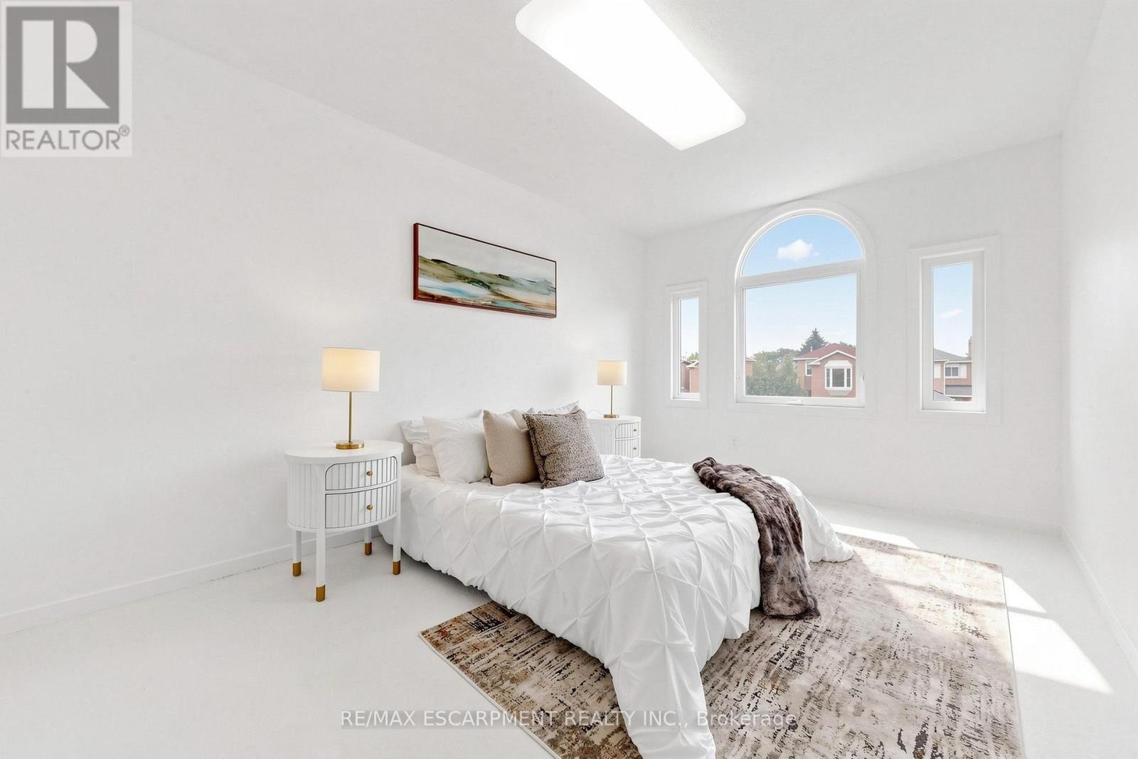 1380 Hazel Mccleary Drive, Oakville, Ontario  L6J 7B1 - Photo 23 - W13745802
