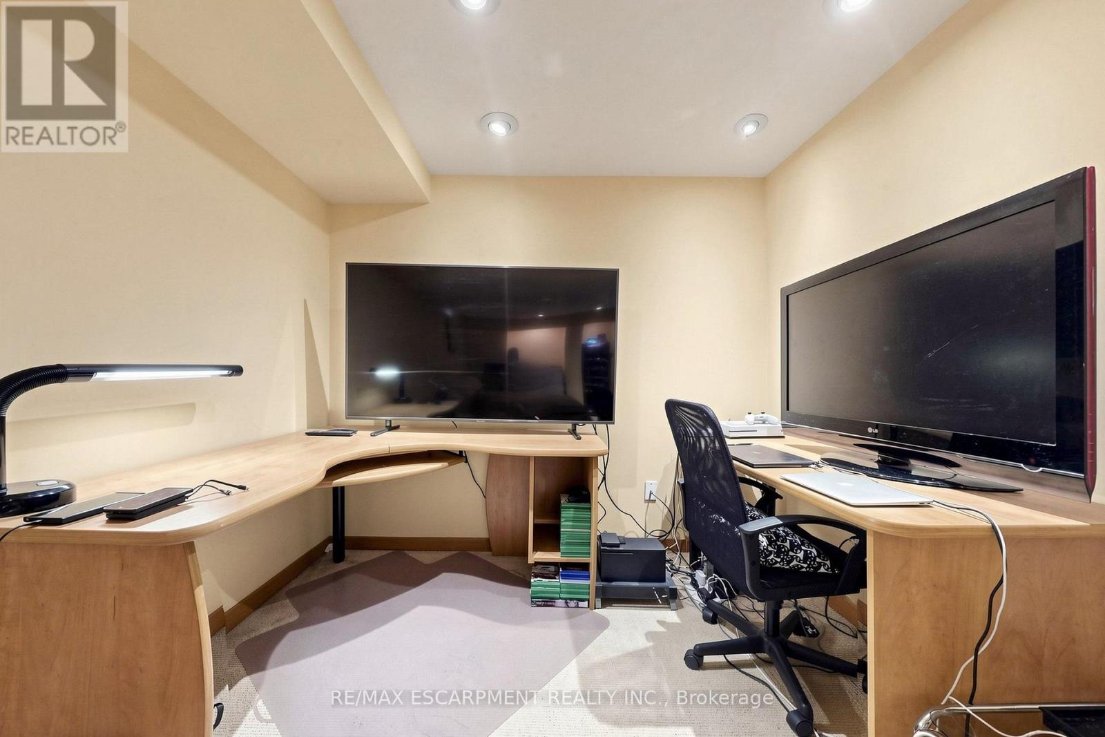 1380 Hazel Mccleary Drive, Oakville, Ontario  L6J 7B1 - Photo 31 - W13745802