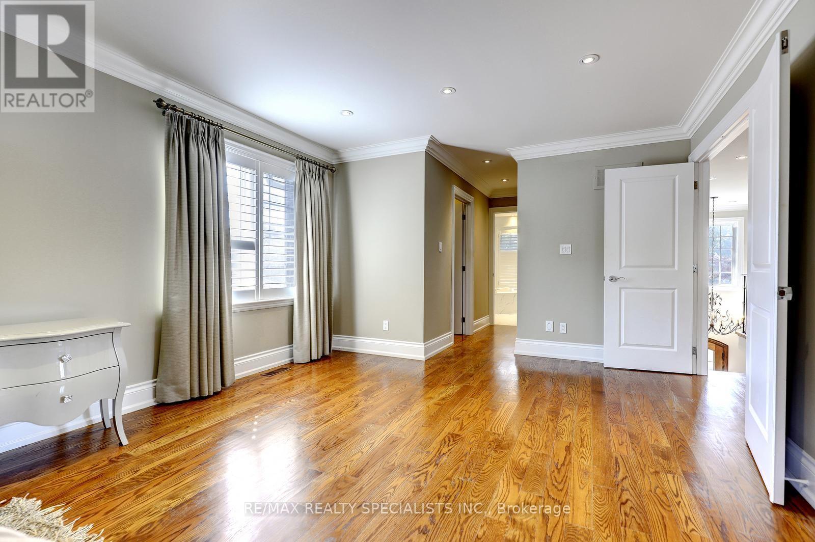 7 Fairlin Drive, Toronto, Ontario  M9B 4J1 - Photo 23 - W13745918