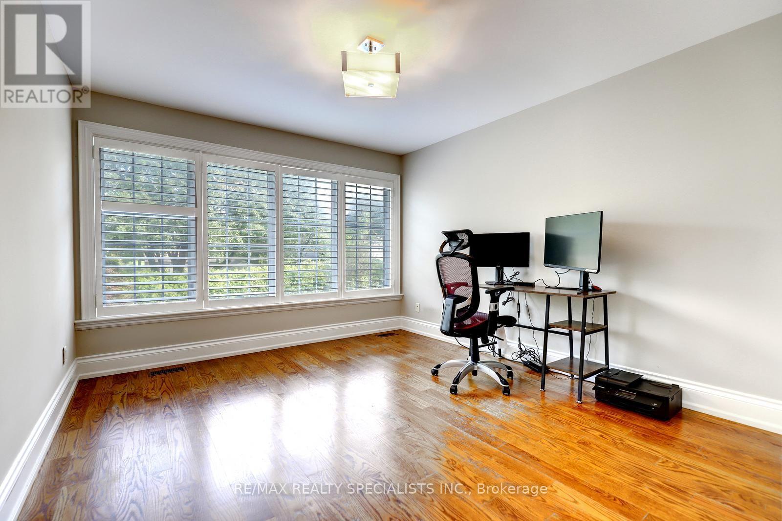 7 Fairlin Drive, Toronto, Ontario  M9B 4J1 - Photo 33 - W13745918