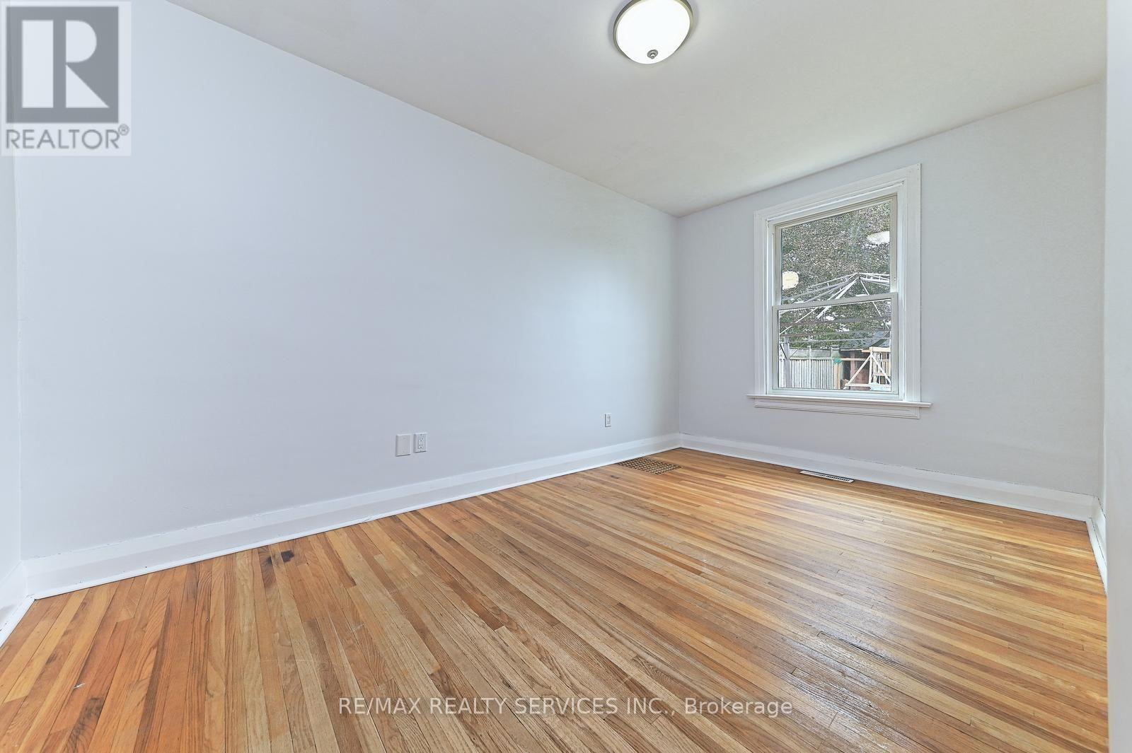 54 Woodward Avenue, Brampton, Ontario  L6V 1K4 - Photo 22 - W13745970
