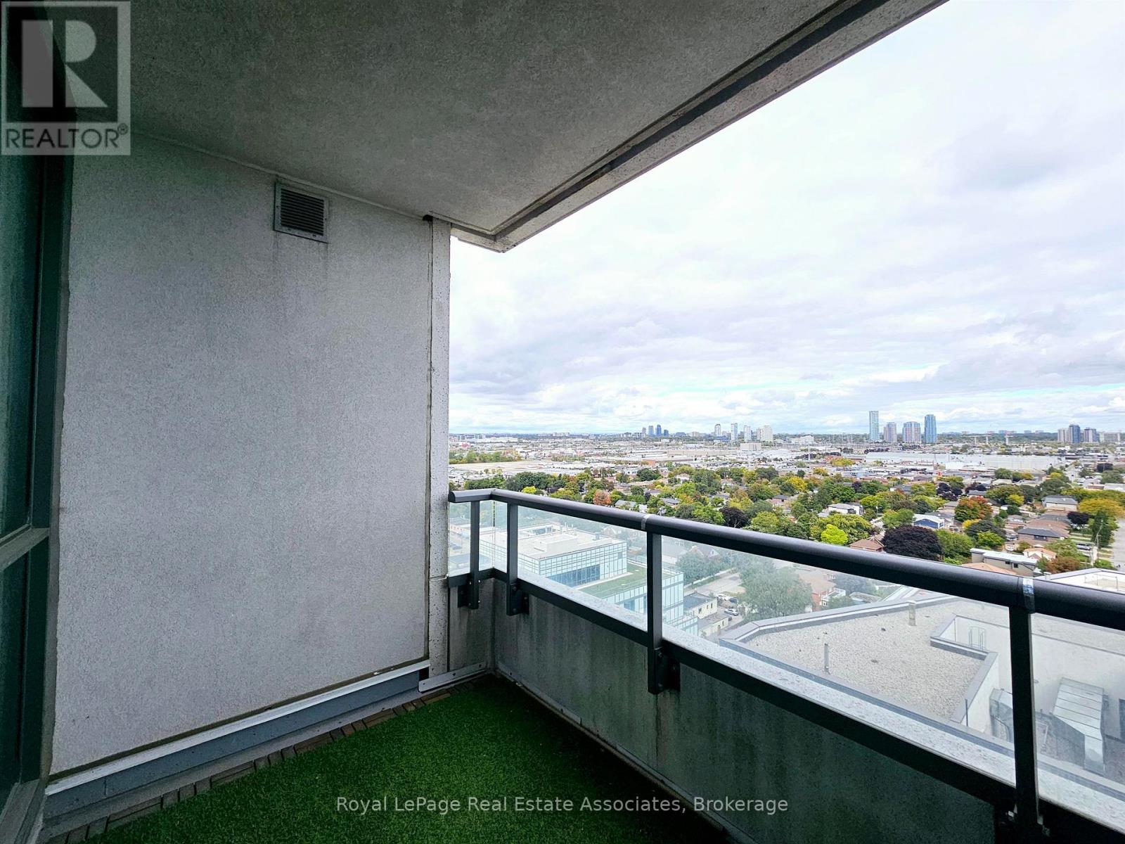1810 - 15 Zorra Street, Toronto, Ontario  M8Z 0C1 - Photo 11 - W13745976