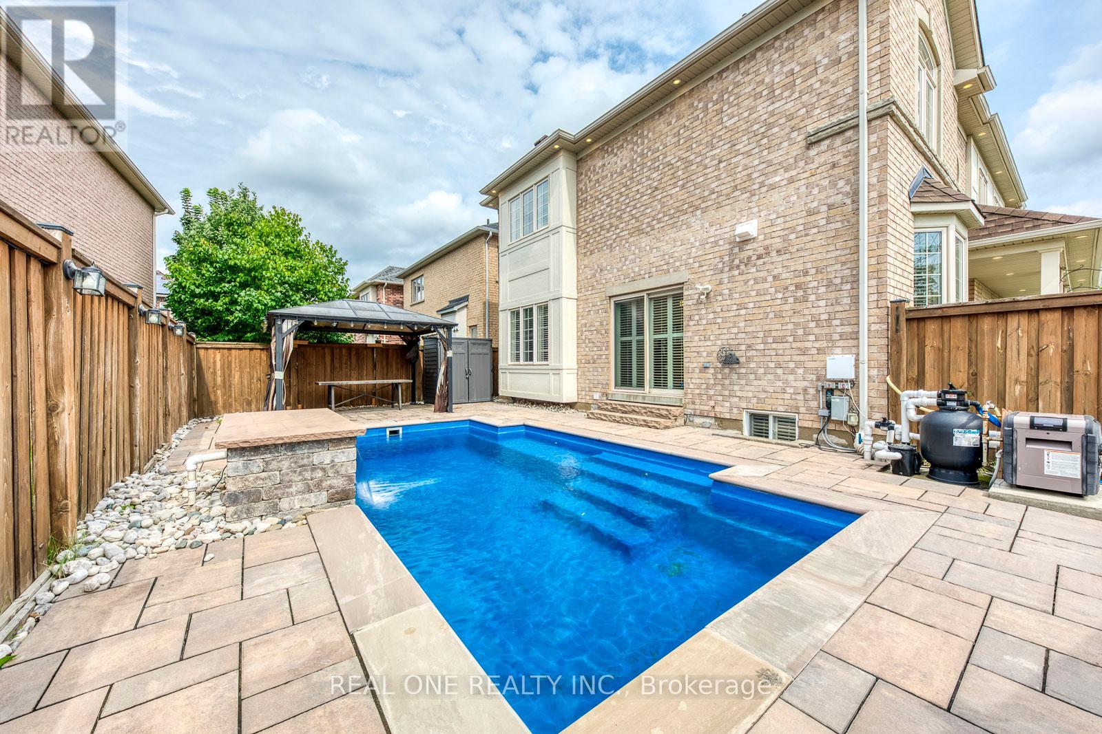 4201 Prudham Avenue, Burlington, Ontario  L7M 0N1 - Photo 43 - W13739886