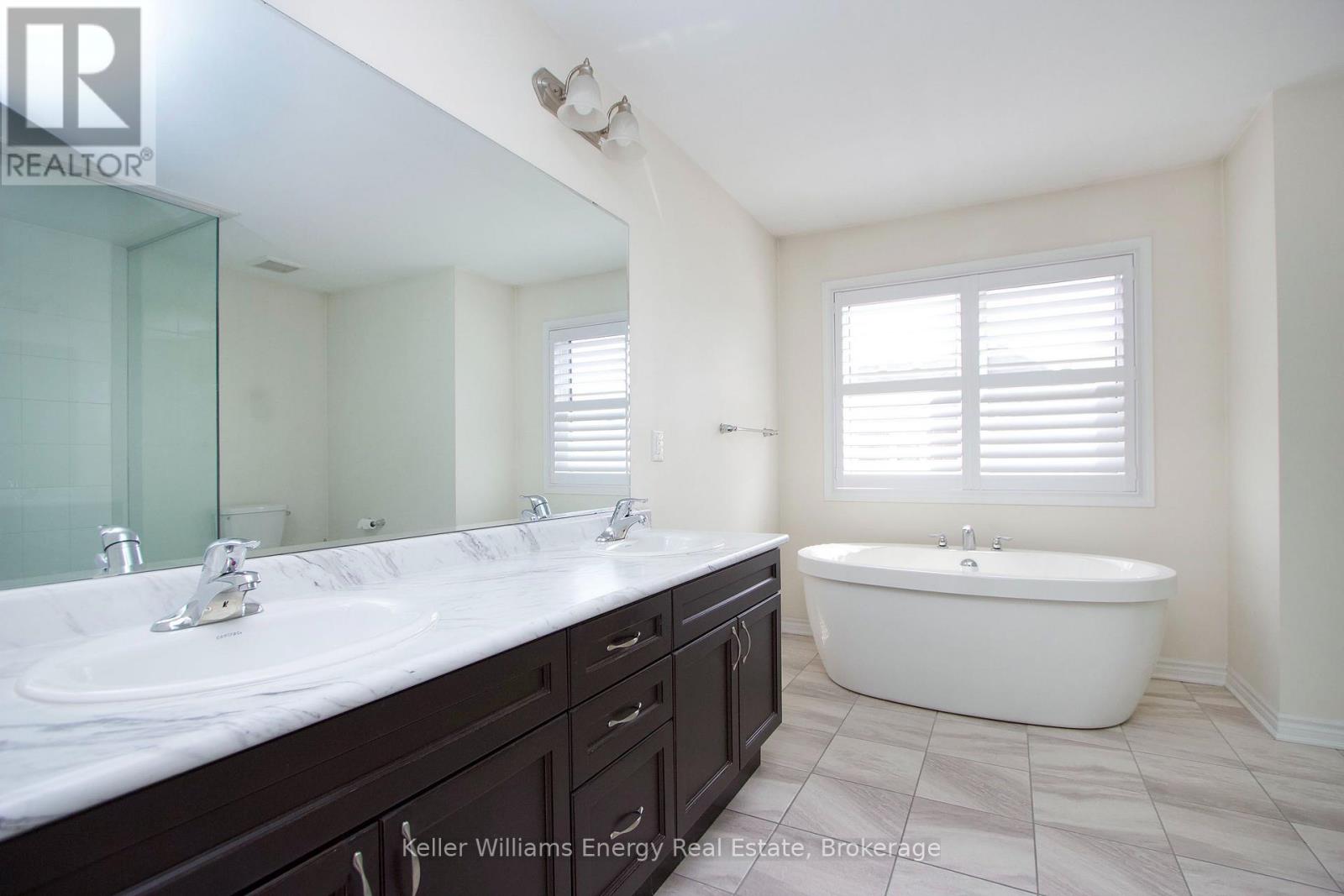 56 Westfield Drive, Whitby, Ontario  L1P 0E9 - Photo 24 - E13742412