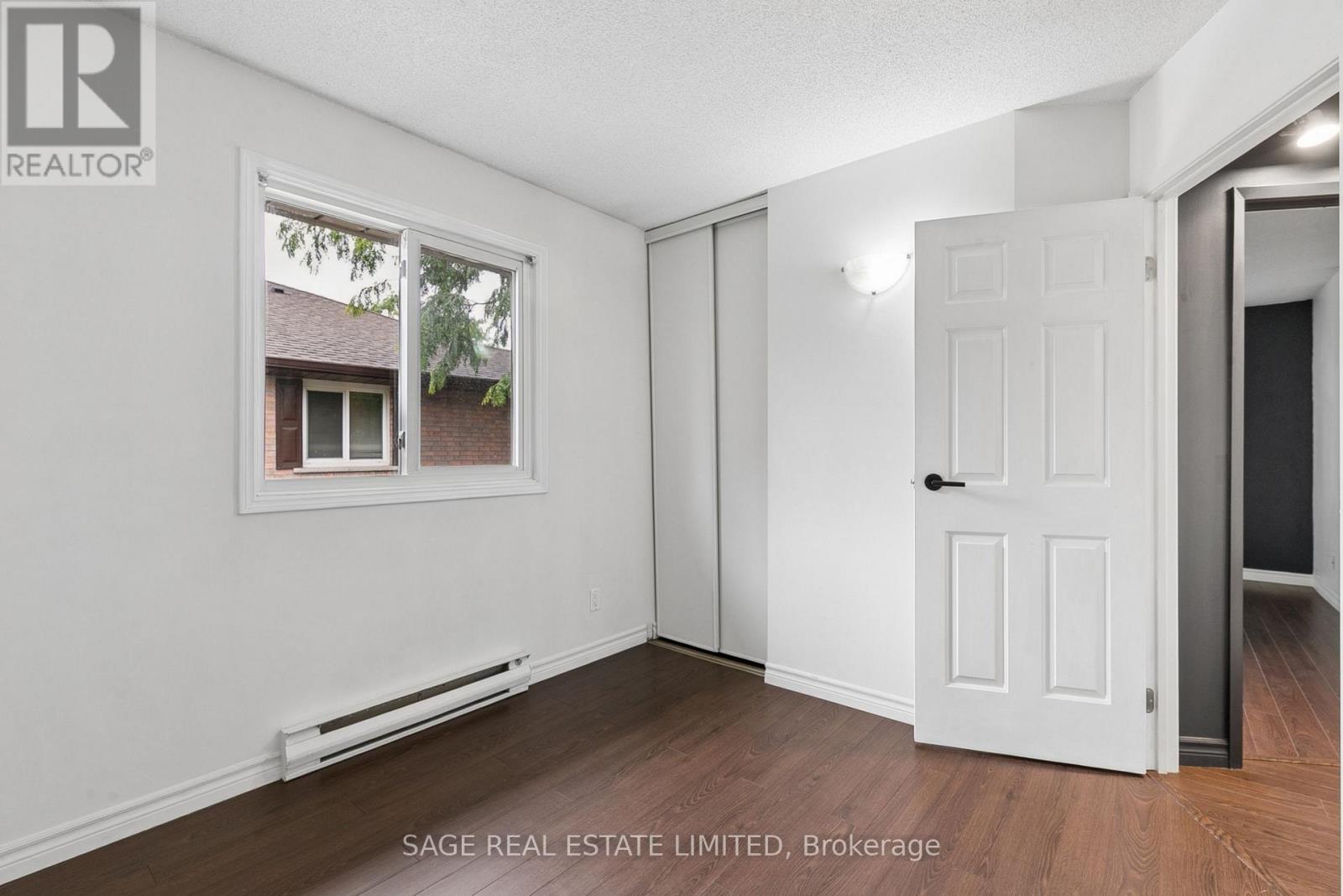 10 - 327 Northlake Drive, Waterloo, Ontario  N2V 1Z1 - Photo 14 - X13745742