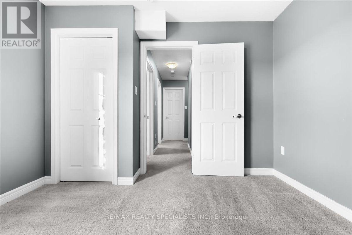E8 - 70 Willowrun Drive, Kitchener, Ontario  N2A 0J3 - Photo 27 - X13745746