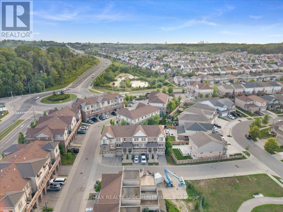 E8 - 70 Willowrun Drive, Kitchener, Ontario  N2A 0J3 - Photo 39 - X13745746
