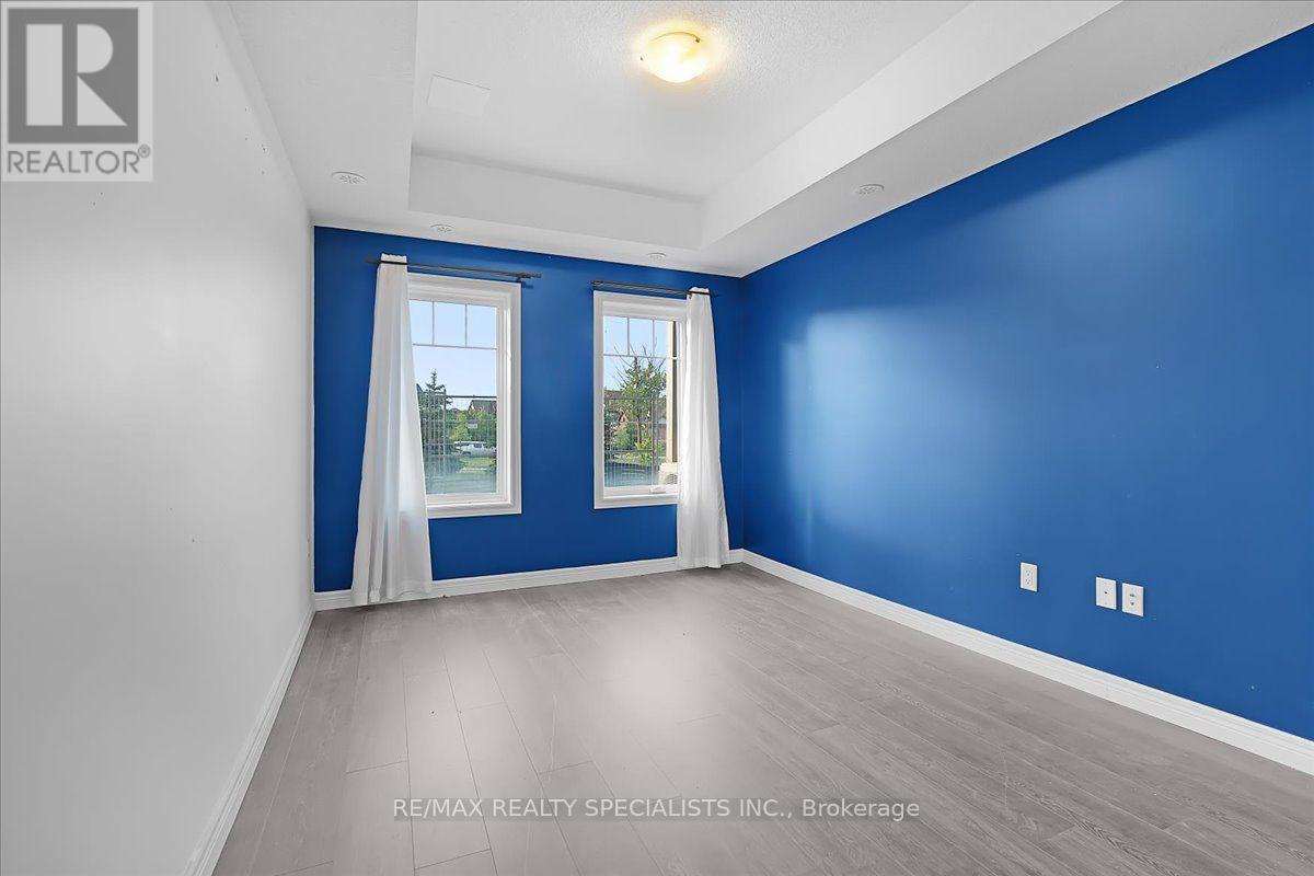 E8 - 70 Willowrun Drive, Kitchener, Ontario  N2A 0J3 - Photo 5 - X13745746