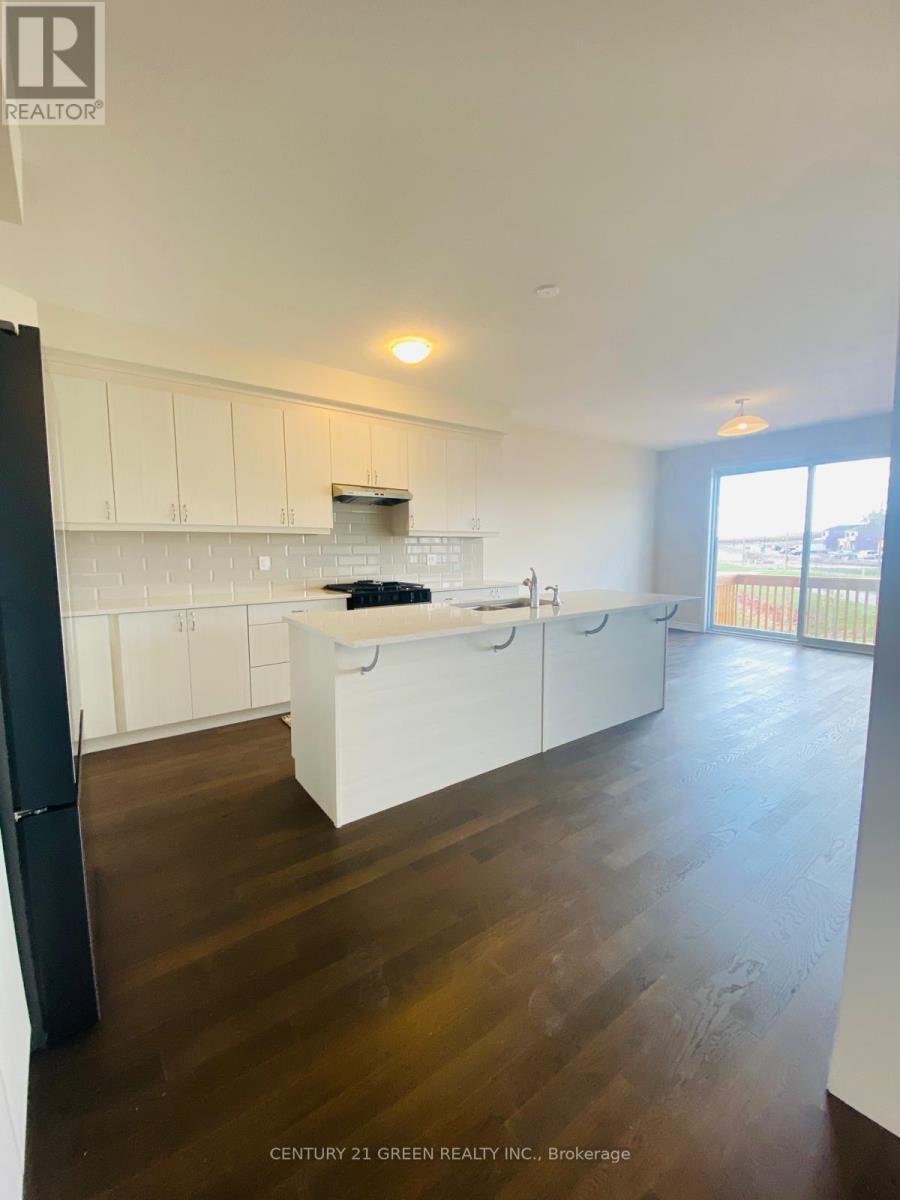 283 Rosenberg Way, Kitchener, Ontario  N2R 0S9 - Photo 4 - X13745862