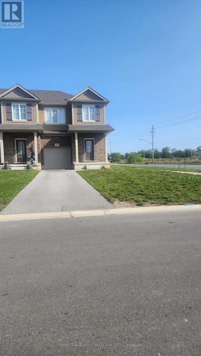 4 Sycamore Street, Welland, Ontario  L3C 0H8 - Photo 1 - X13745920