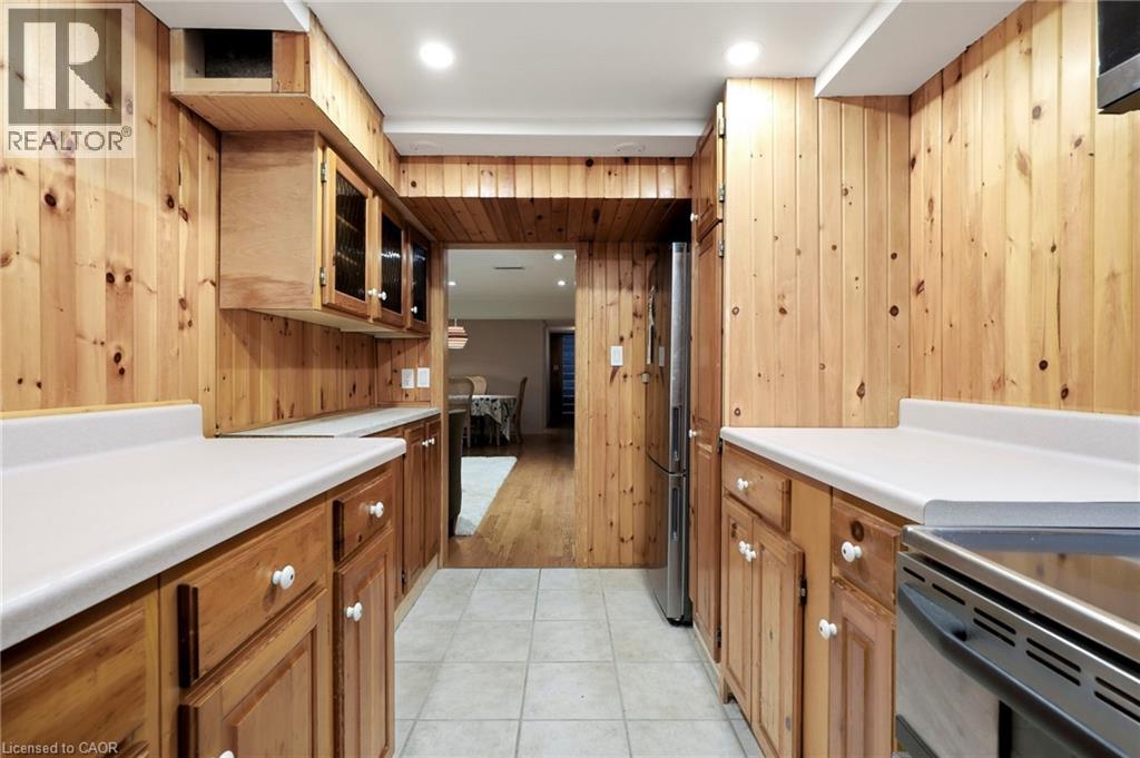 208 North Shore Boulevard W Unit# Lower, Burlington, Ontario  L7T 1A4 - Photo 11 - 40859969