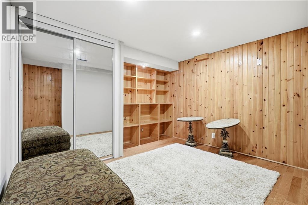 208 North Shore Boulevard W Unit# Lower, Burlington, Ontario  L7T 1A4 - Photo 18 - 40859969