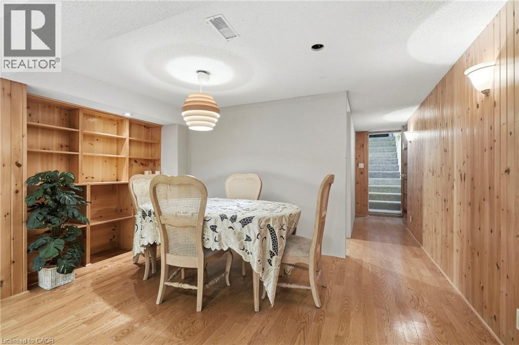 208 North Shore Boulevard W Unit# Lower, Burlington, Ontario  L7T 1A4 - Photo 4 - 40859969
