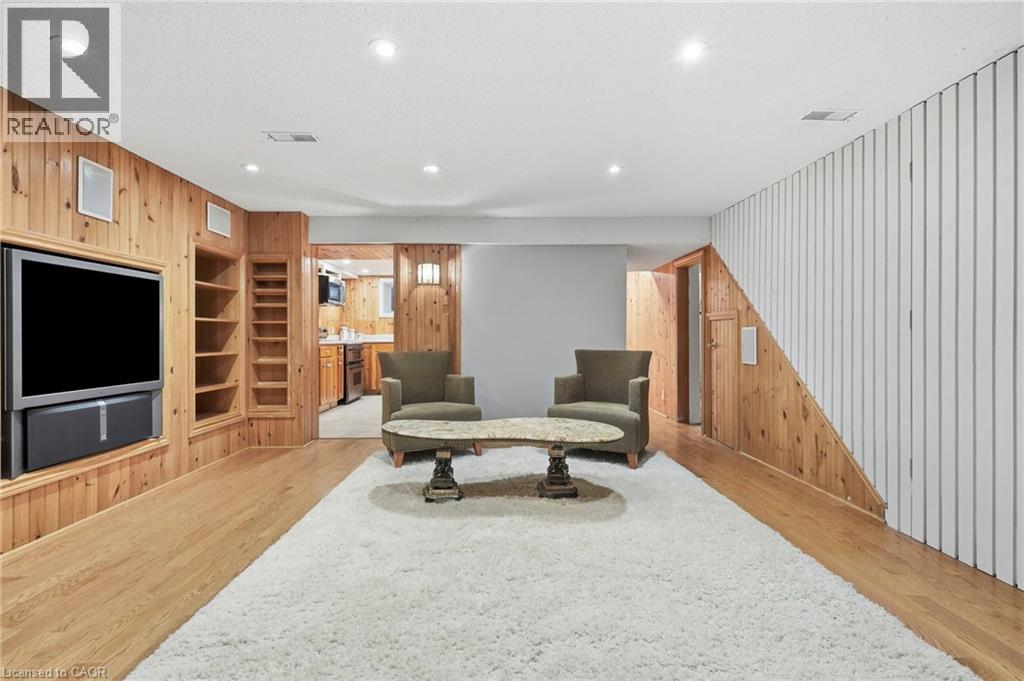 208 North Shore Boulevard W Unit# Lower, Burlington, Ontario  L7T 1A4 - Photo 7 - 40859969