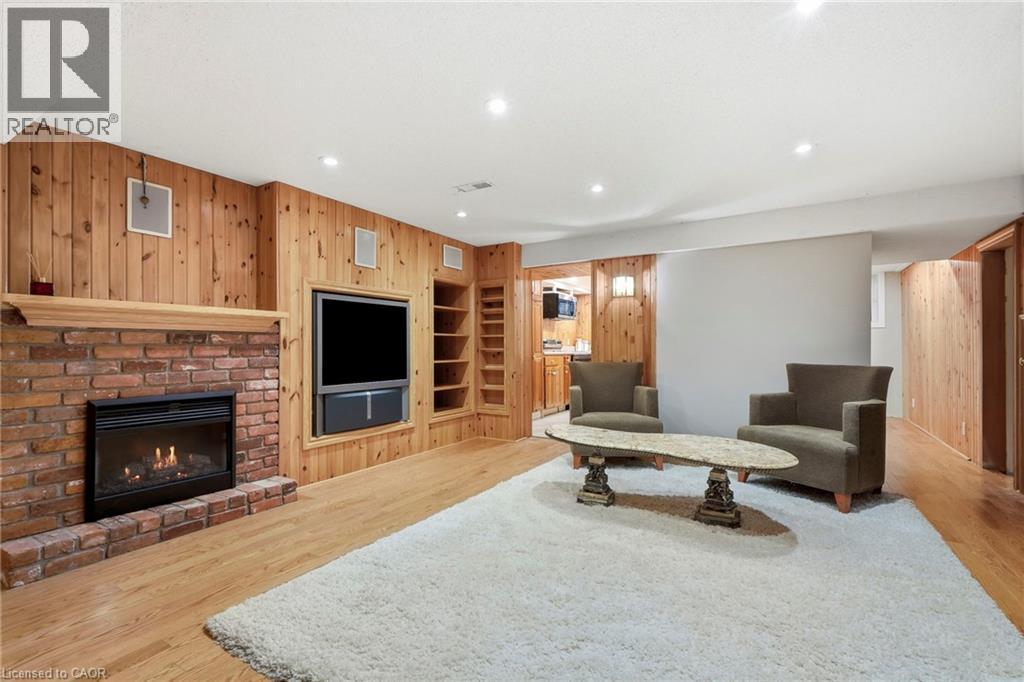 208 North Shore Boulevard W Unit# Lower, Burlington, Ontario  L7T 1A4 - Photo 8 - 40859969