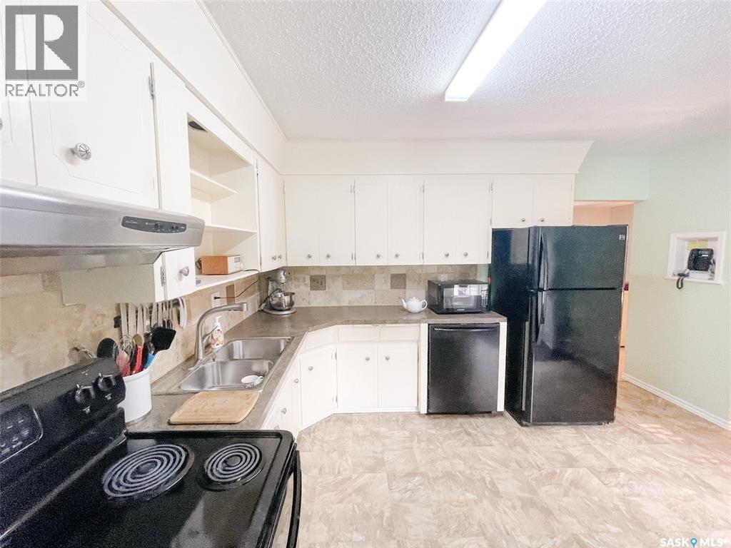 1617 Ruth Street E, Saskatoon, Saskatchewan  S7J 0L7 - Photo 12 - SK047580