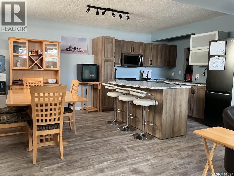 1617 Ruth Street E, Saskatoon, Saskatchewan  S7J 0L7 - Photo 3 - SK047580