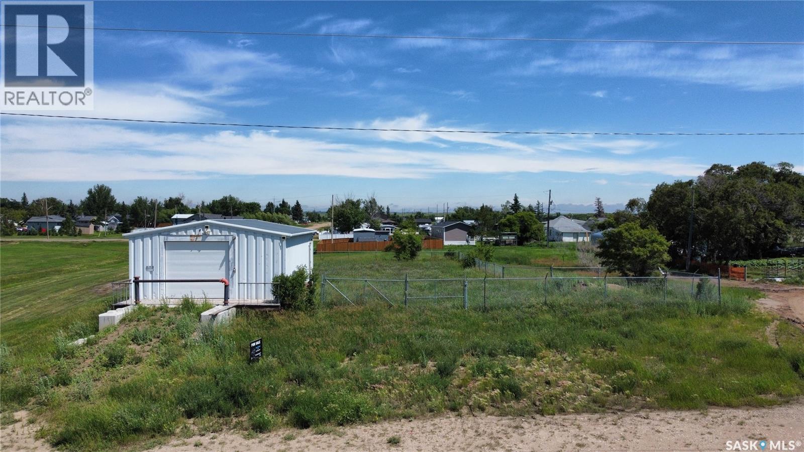 901 Railway Avenue, Hanley, Saskatchewan  S0G 2E0 - Photo 2 - SK047369