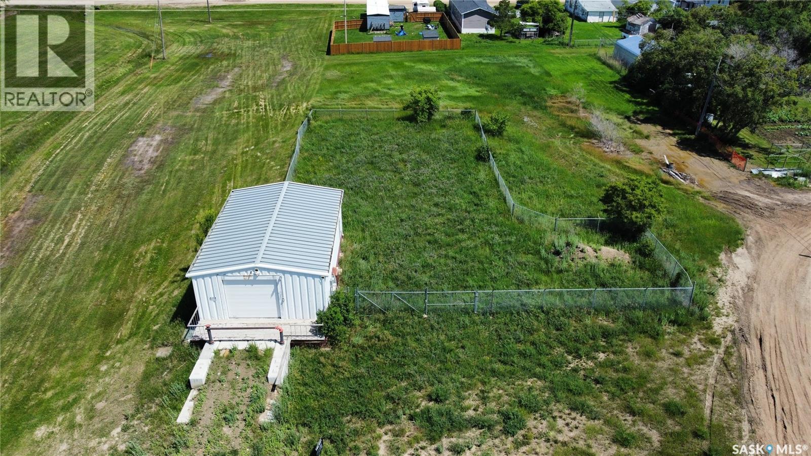 901 Railway Avenue, Hanley, Saskatchewan  S0G 2E0 - Photo 3 - SK047369